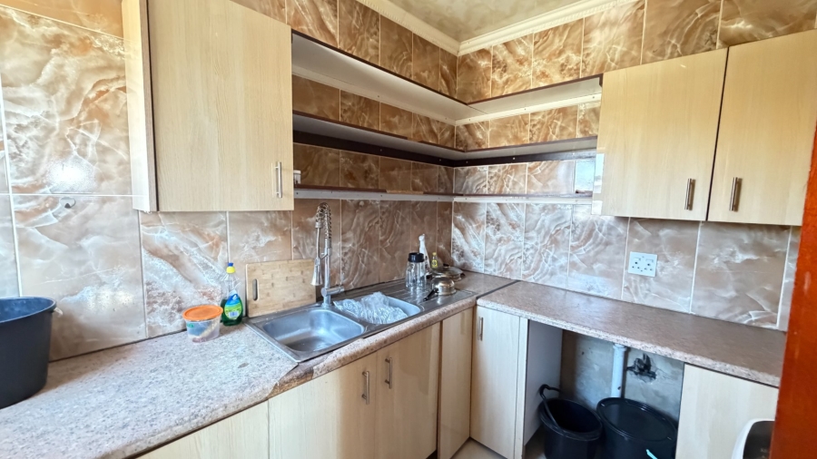 5 Bedroom Property for Sale in Grimbeeck Park North West